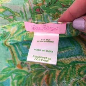 Lilly Pulitzer Accessories - Lilly Pulitzer “Florida” scarf Lilly Pulitzer Accessories - Lilly Pulitzer “Florida” scarf